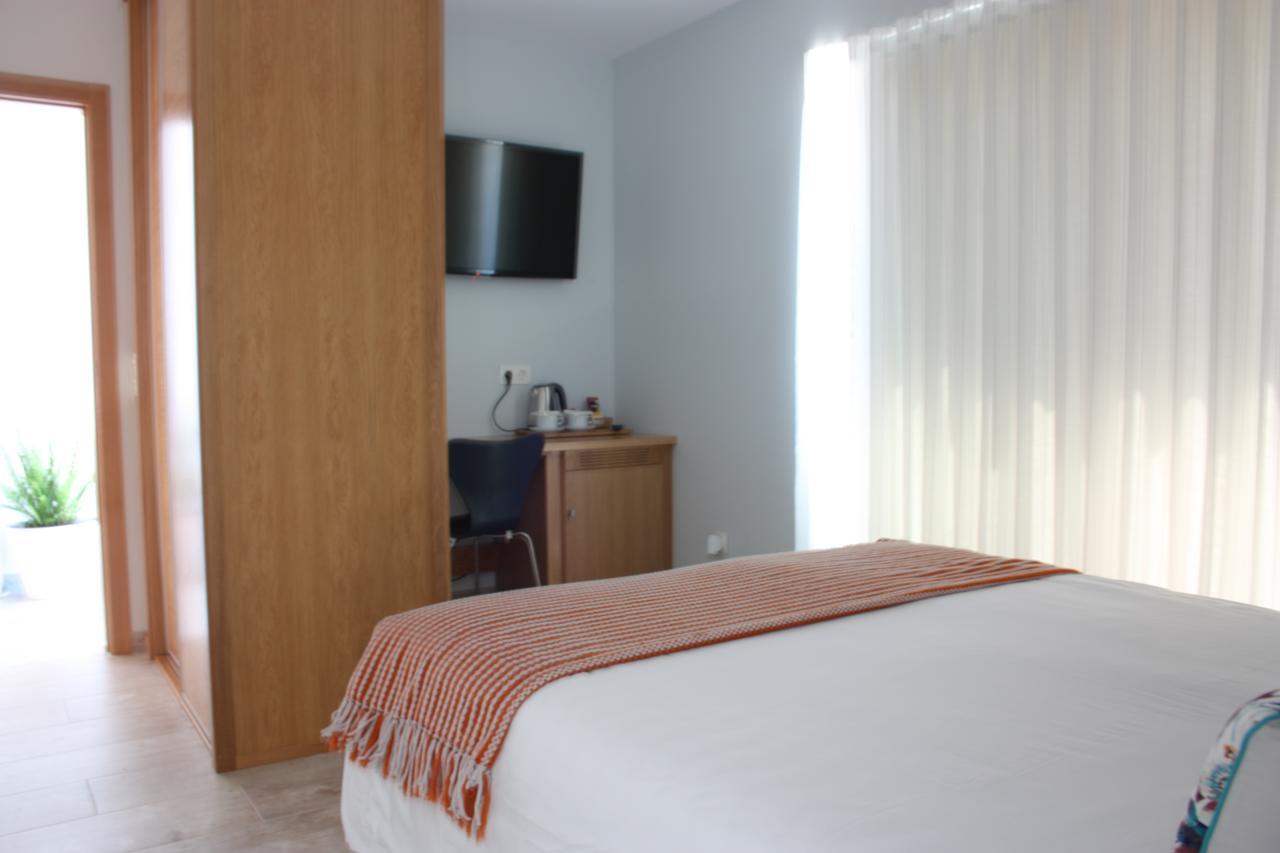 Casa Dos Casqueiros Hotel กอร์รูเบโด ภายนอก รูปภาพ